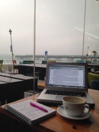 CvnZhP7WYAAlomA.jpg-large